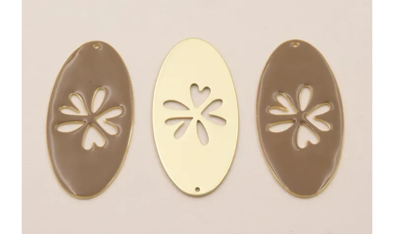 Cuenta Ovalo 40*20 esmaltado Visón con Flor calada / Cuentas Metálicas de Latón / Zamak