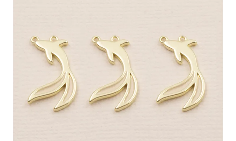 Stainless Steel. Pez Dos colas Dorado y Beige / Cuentas Metálicas de Acero Inoxidable