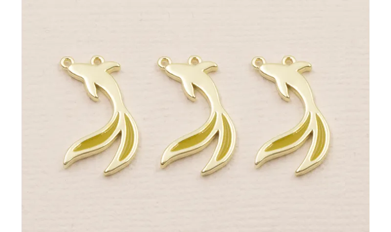 Stainless Steel. Pez Dos colas Dorado y Mostaza / Cuentas Metálicas de Acero Inoxidable