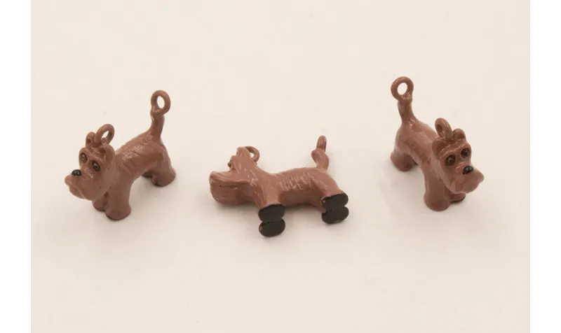 Colgante Fox Terrier 14*12 Esmalte Marrón y Negro Colgante Fox Terrier 14*12 Esmalte Marrón y Negro