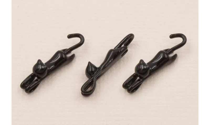 Coltante Gato 20*4mm Esmalte Negro