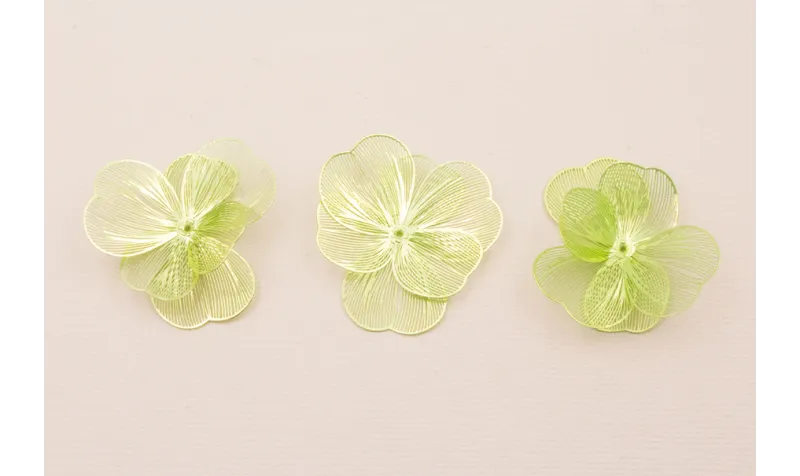 Cuenta Flor 35mm 6 pétalos  Verde Metálico / Cuentas Metálicas de Latón / Zamak