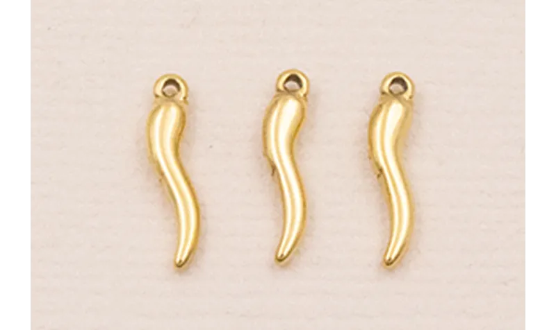 Colgante Pimiento Acero Inox. 316L 13*3mm Baño Oro