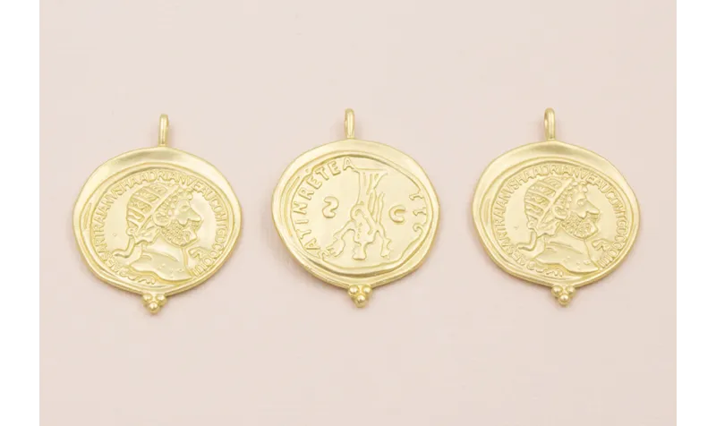 Medalla 30mm diametro Efigie Oro Mate / Cuentas Metálicas de Latón / Zamak