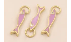 Colgante Pez esmaltado Lila 15*3mm con arandela / Cuentas Metálicas de Latón / Zamak