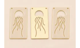 Rectangulo Calado Medusa 30*15mm Beige / Cuentas Metálicas de Latón / Zamak