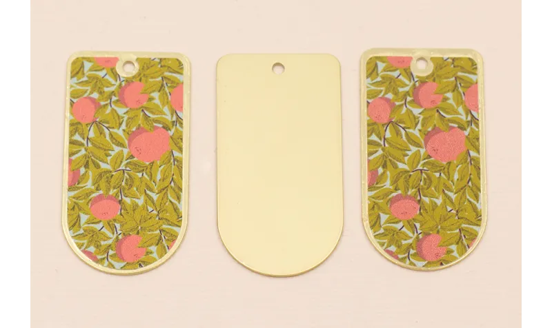 Pieza 50*25 Oro mate Hojas verdes y Flores rosas / Cuentas Metálicas de Latón / Zamak