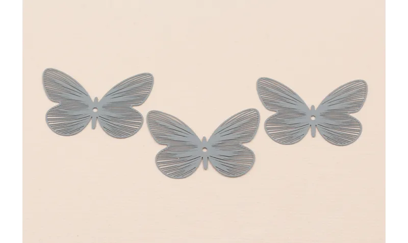 Mariposa Plana 36*25mm Gris / Cuentas Metálicas de Latón / Zamak