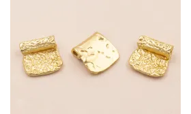 Colgante lámina doblada 15*15mm Oro Mate / Cuentas Metálicas de Latón / Zamak