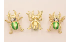 Escarabajo doble Pinza 50*40 Oro Mate Verde motas / Cuentas Metálicas de Latón / Zamak