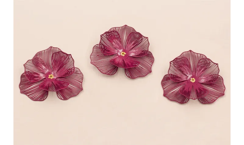 Flor 40mm 2 Capas  color Cardenal / Cuentas Metálicas de Latón / Zamak