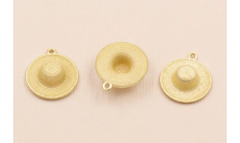 Sombrero Playa de Paja  17*5mm Oro Mate / Cuentas Metálicas de Latón / Zamak