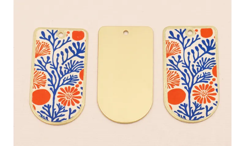 Pieza 50*25 Oro mate  Corales Rojos y Azules / Cuentas Metálicas de Latón / Zamak