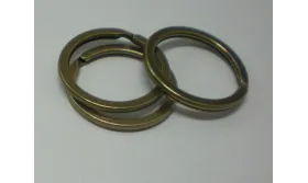 ARO LLAVERO PLANO Oro Viejo / Arandelas de Latón / Zamak