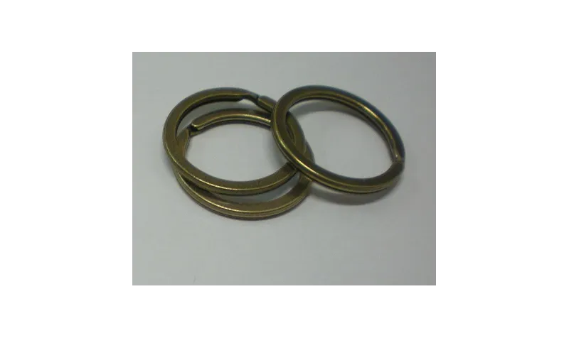 ARO LLAVERO PLANO Oro Viejo / Arandelas de Latón / Zamak