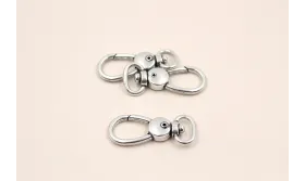 Mosquetón plano P.Vieja 44*17mm / Cierres de Latón / Zamak