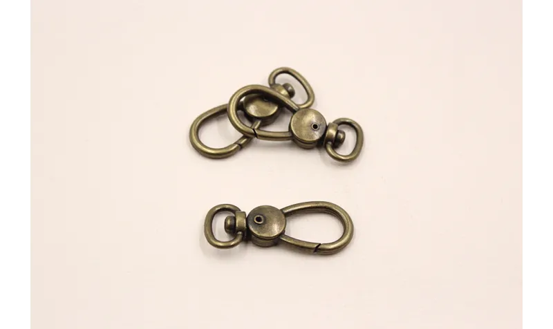 Mosquetón plano O.Viejo 44*17mm / Cierres de Latón / Zamak