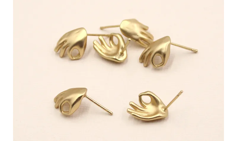 Perno Mano 12*6*7mm Dorado Mate / Base Pendientes 