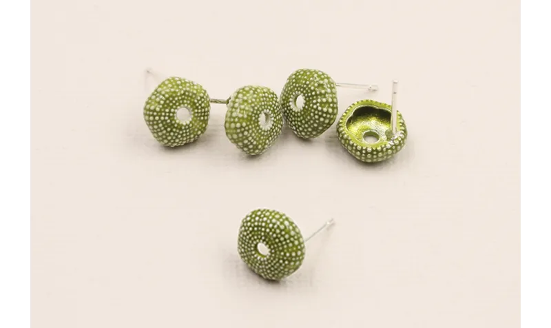 Perno Caracol de Mar diam 10mm * 4mm esmalte verde / Base Pendientes 