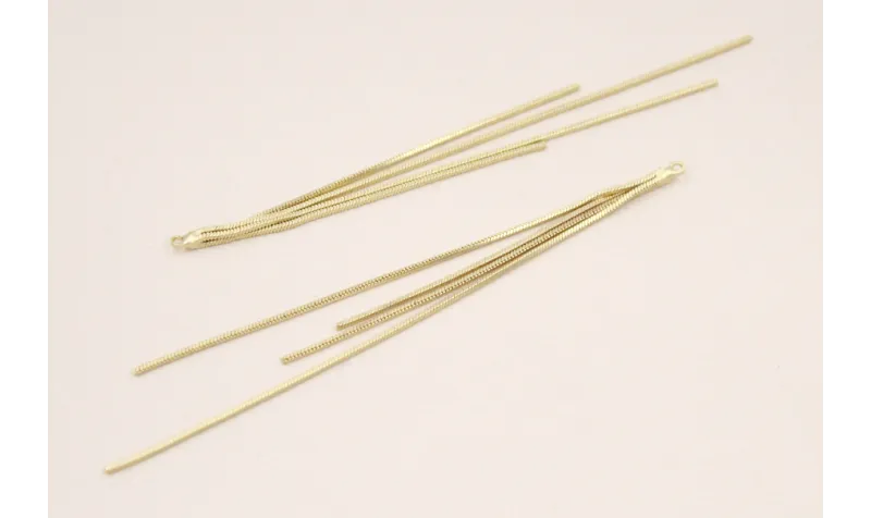 Fleco de 4 cadenas de 1mm cada. 100mm Dorado Mate / Base Pendientes 