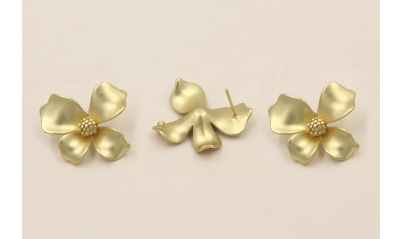 Perno Flor 27*24 Dorado Mate