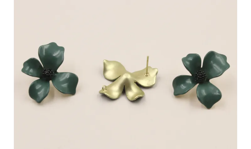 Perno Flor 30mm diametro Oro Mate  Verde y negro / Base Pendientes 