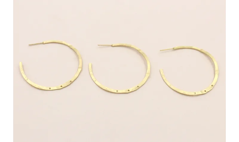 Pendiente Aro Labrado 47mm diam. borde perforado / Base Pendientes 