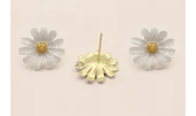 Perno Margarita Blanca y amarilla 17mm diametro / Base Pendientes 