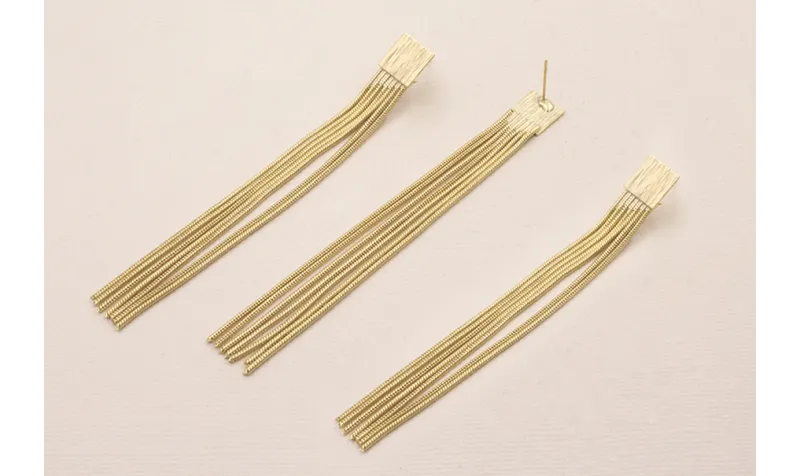 Pendiente Fleco 95mm por 10mm Dorado Mate