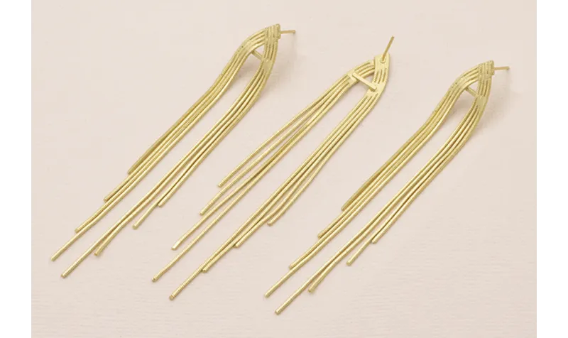 Pendiente Triangular Flecos 85*10mm dorado Mate