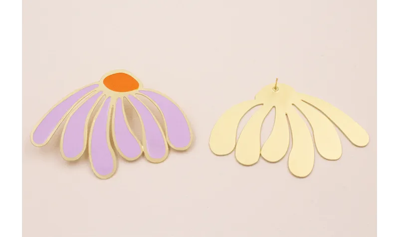 Pendiente pétalos Lila y Melocotón 70*50 Oro Mate / Base Pendientes 