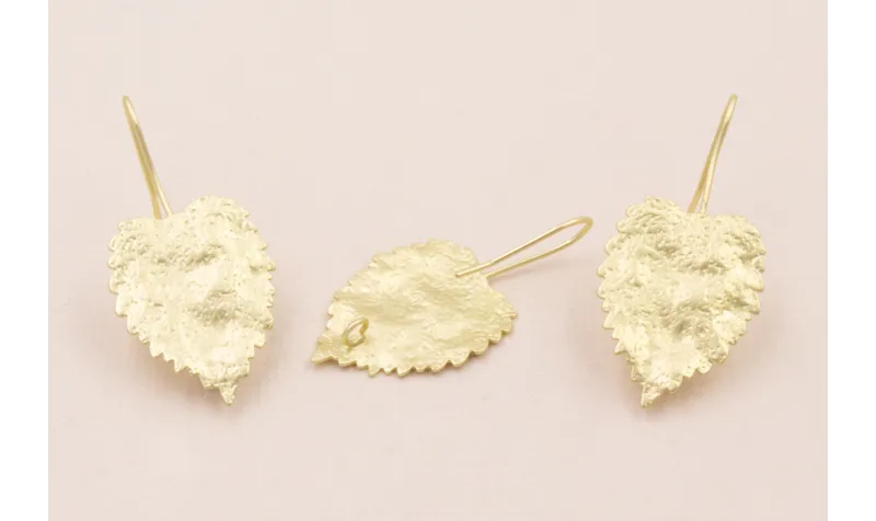 Pendiente Hoja Ovalada 25*20 Oro Mate