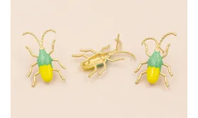 Insecto antenas 30*20 esmalte Verde y Amarillo / Base Pendientes 