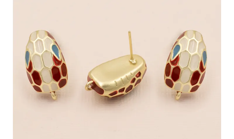 Pendiente Cabeza serpiente 30*12*7 Granate Blanco / Base Pendientes 