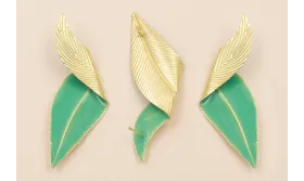 Pareja Pendientes Hoja Doblada 70*20 Esmalte verde / Base Pendientes 