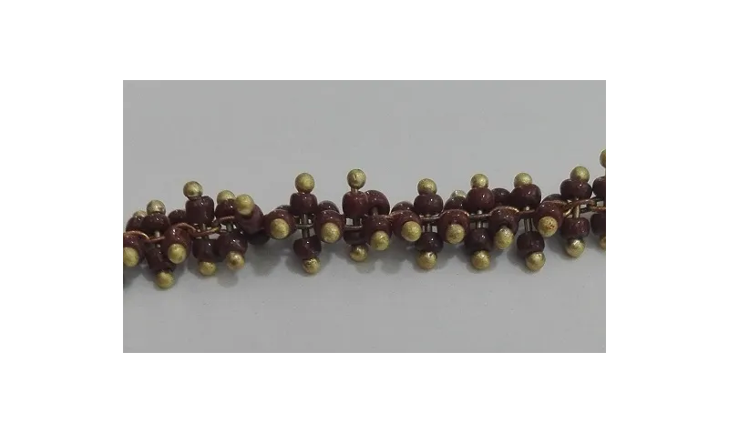 Cadena engarzada 4 lineas abalorio grana