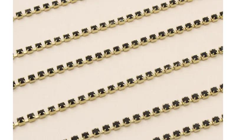 Cadena strass PP14 con Cristal encastrado Negro Cadena strass PP14 con Cristal encastrado Negro