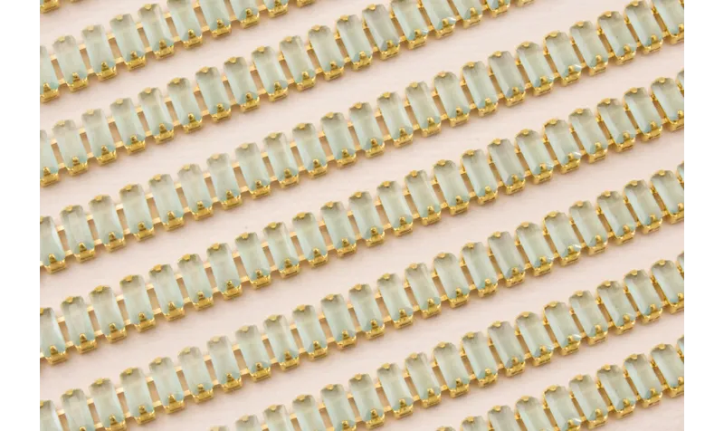 Cadena strass Cristales verde vidrio de 2,5*5mm