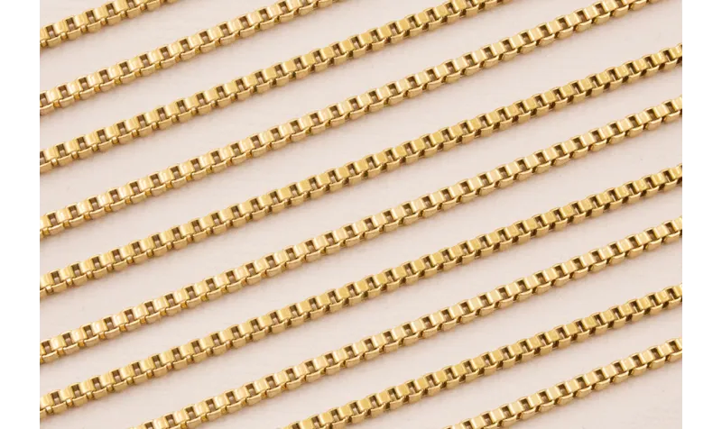 Cadena acero Inox Eslabón cuadrado 2mm Baño Oro / Cadenas de Acero Inoxidable