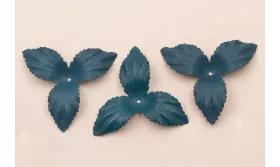 Flor pétalos relieve 60mm diam. Azul Truquesa / Hilos y Cordones, Cuero y piel