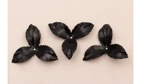 Flor pétalos relieve 45mm diam. Negro / Hilos y Cordones, Cuero y piel