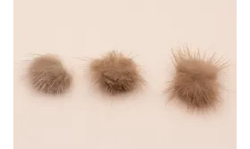 Pompón Pelo 30mm color visón / Hilos y Cordones, Cuero y piel