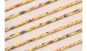 Lazo 4mm Liberty Flores sobre fondo mosraza / Lazos