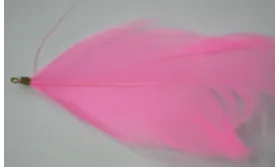 Colgante Pluma 75*45mm Rosa fuerte / Cuentas y Plumas