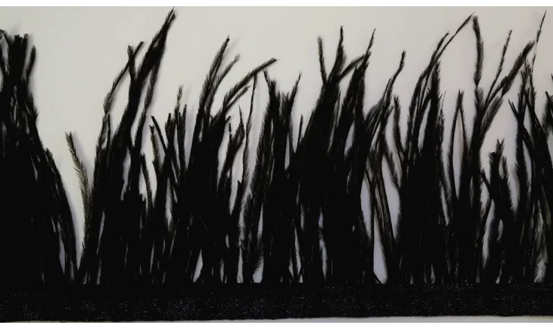 Fleco 100mm Teñido Negro / Cuentas y Plumas