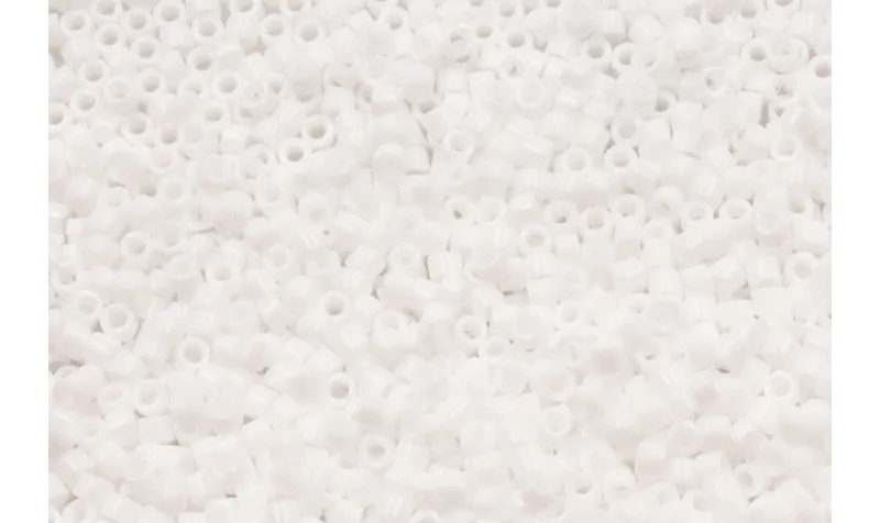 bolsa 8 grs Miyuki Delica OPAQUE CHALK WHITE DB200 / Delicas de 