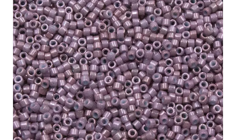 Bolsa de 8grs DYED DARK MAUVE DB662 / Delicas de 