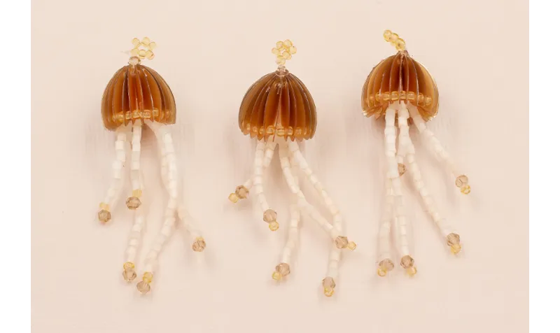 Medusa de Abalorios 50*15mm Marrón y Blanca / Abalorio pulseras y Collares