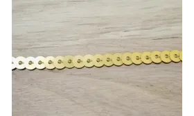 Tira de lentejuelas de 4mm Oro Viejo / Cuentas y Lentejuelas