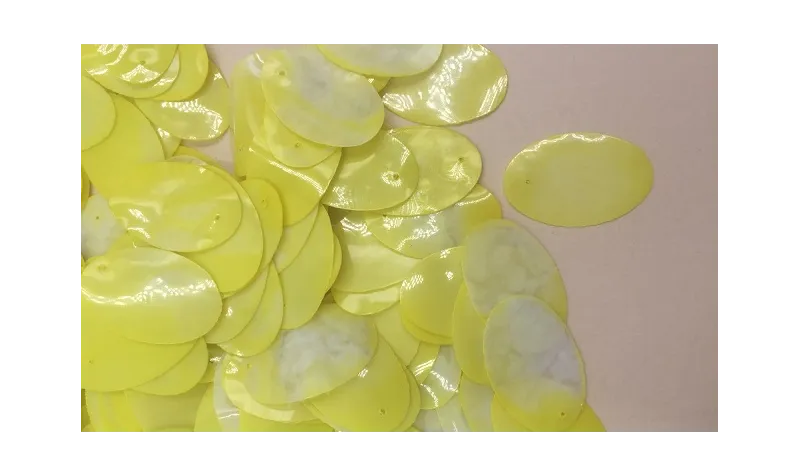 Lentejuela Ovalo 25*16mm Amarillo / Cuentas y Lentejuelas
